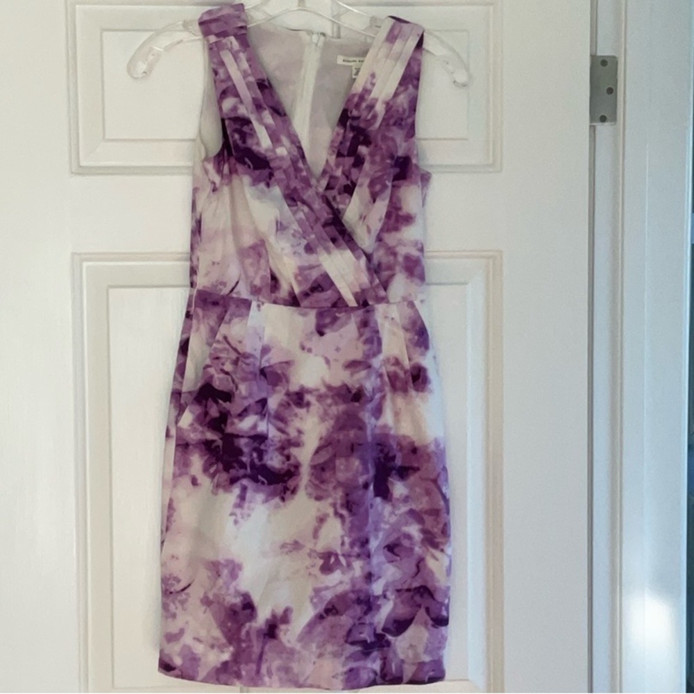 Banana Republic Purple and White Sheath Dress V-Neck Sleeveless